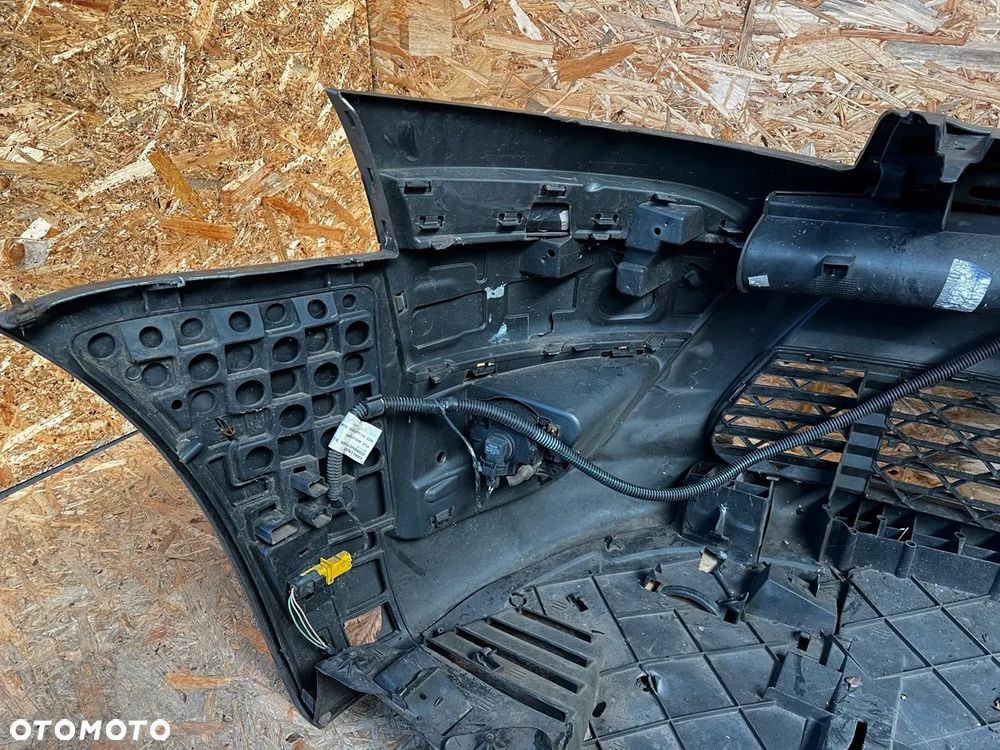 ZDERZAK PRZEDNI przód CITROEN C4 Picasso 1 I - 12