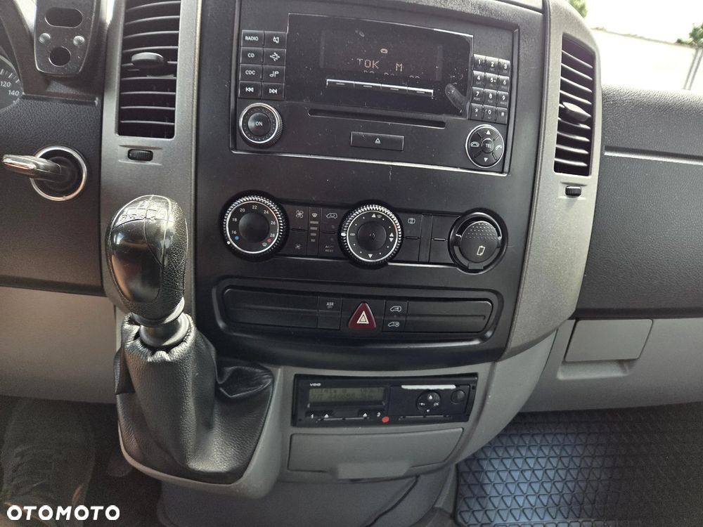 Volkswagen CRAFTER - 13