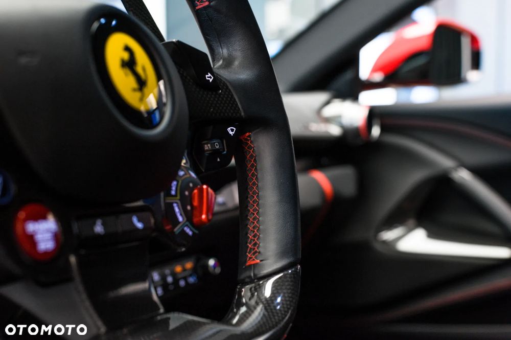 Ferrari 812 Superfast - 28