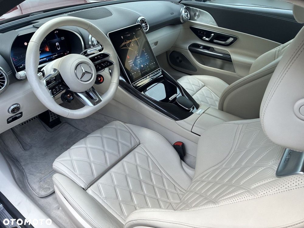 Mercedes-Benz SL AMG 63 4-Matic+ - 13