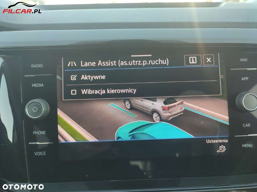 Volkswagen T-Cross - 17