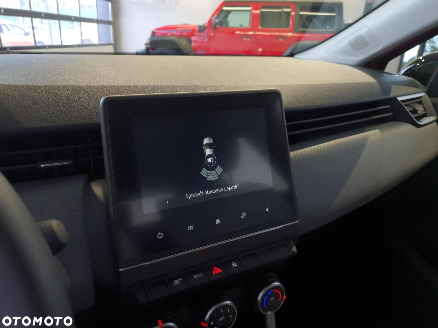 Renault Clio 1.0 TCe Evolution - 11