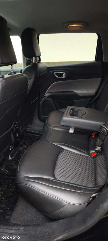 Jeep Compass - 10