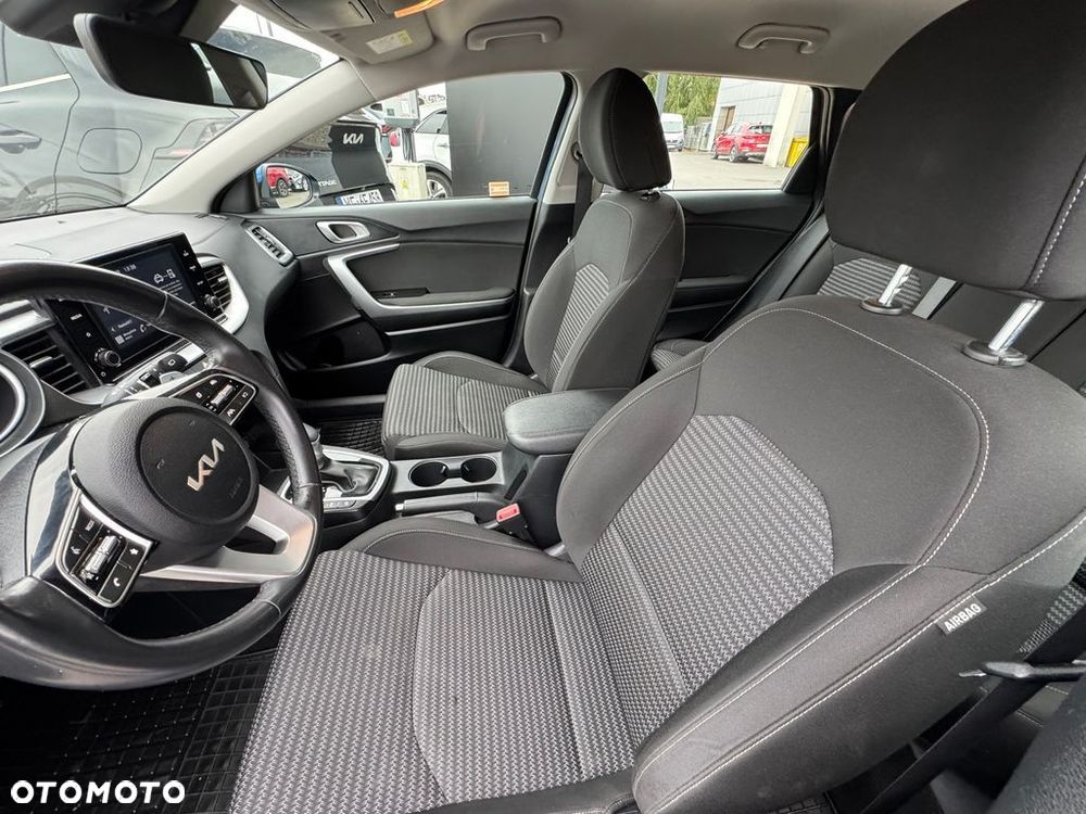 Kia Ceed 1.5 T-GDI M DCT - 10