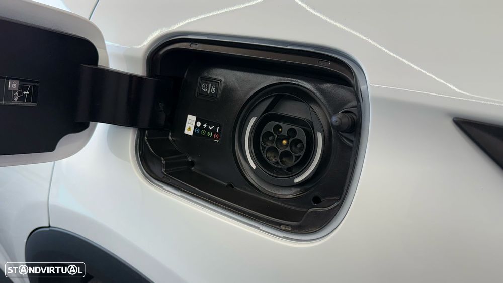 DS DS7 Crossback E-Tense Performance Line EAT8 - 17