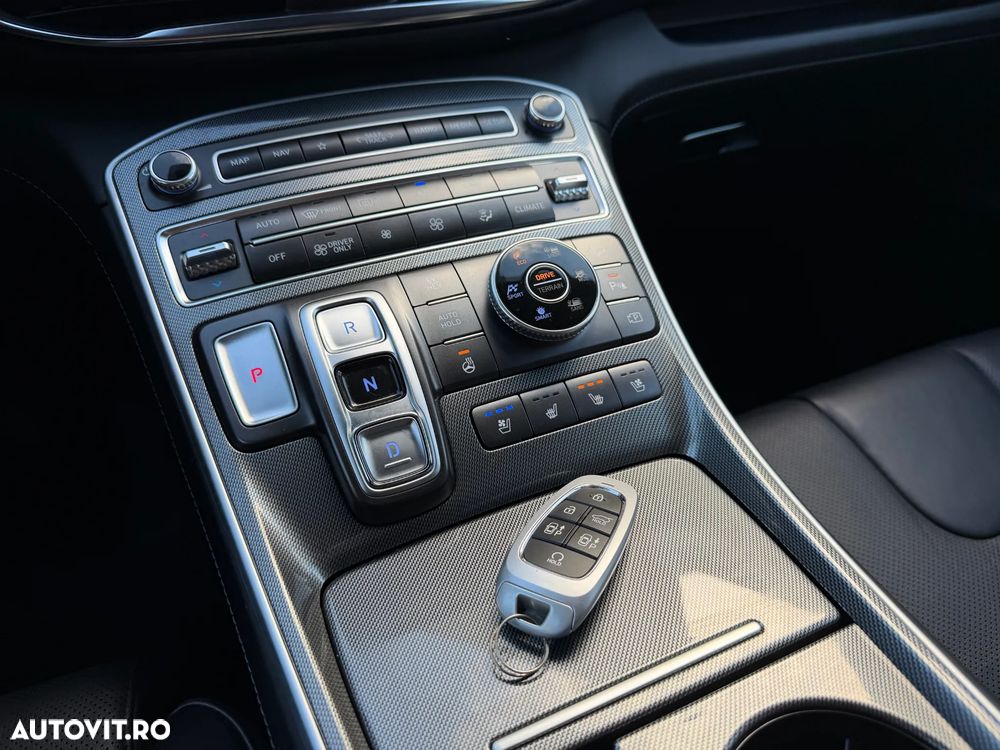 Hyundai Santa Fe 1.6 Plugin-Hybrid 4WD SEVEN Prime - 13