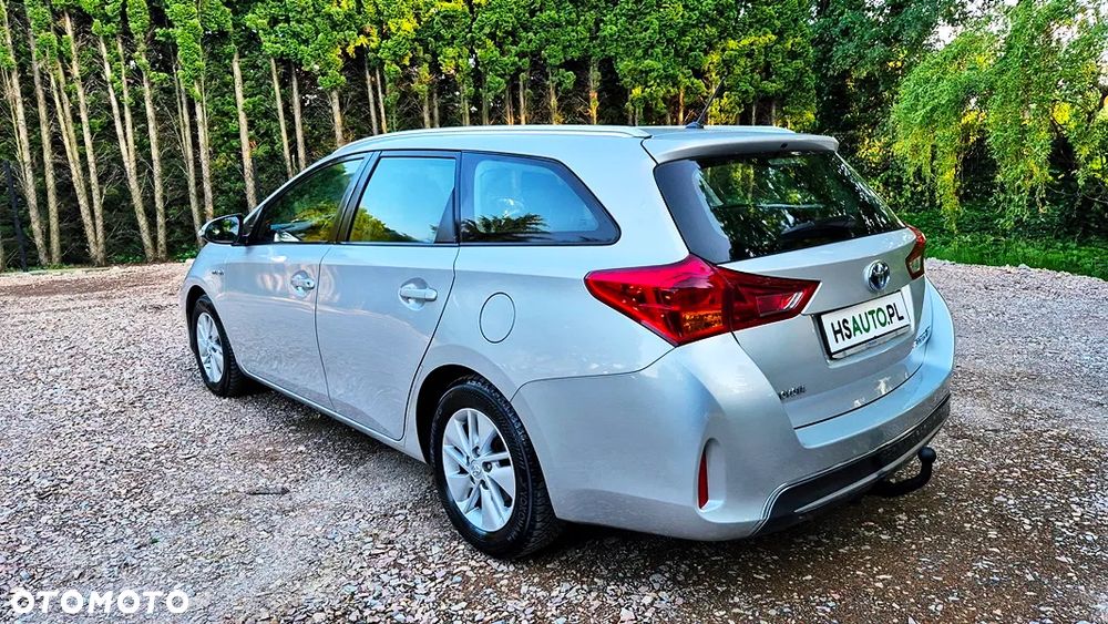 Toyota Auris 1.8 HSD Luna - 19