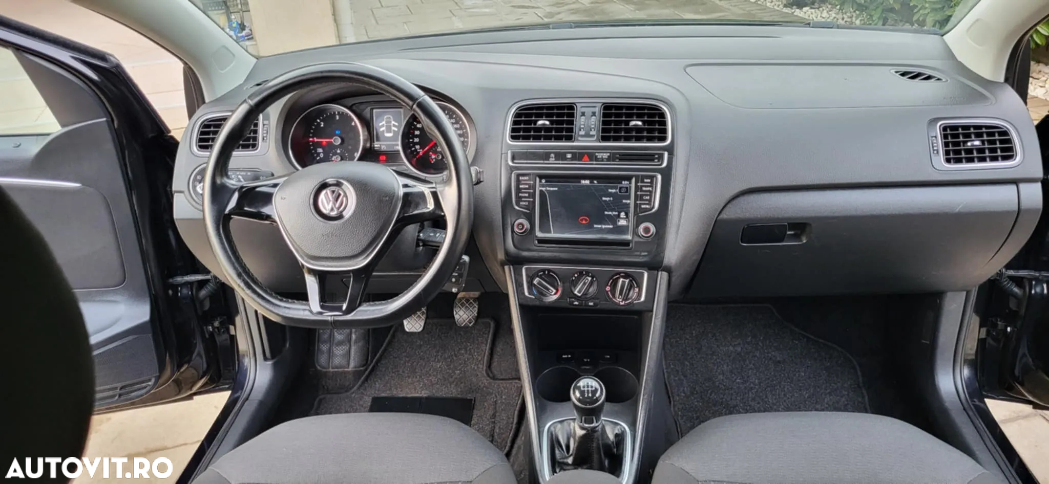 Volkswagen Polo - 4
