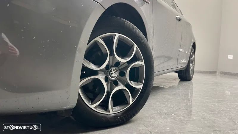 Alfa Romeo Giulietta 1.6 JTDM Super - 8