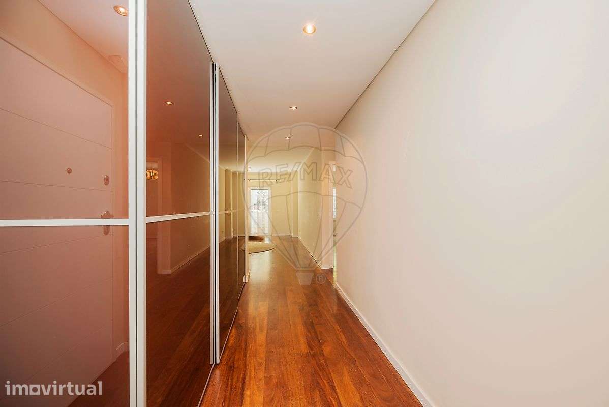 Apartamento T2 para arrendamento - Grande imagem: 4/45
