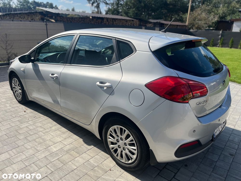 Kia Ceed Cee'd 1.6 CRDi L - 6