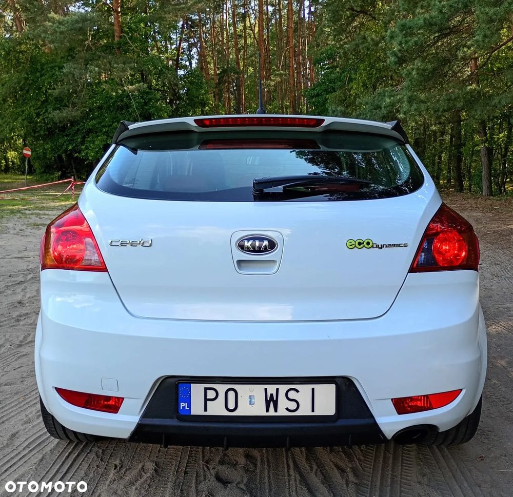 Kia ProCeed - 6
