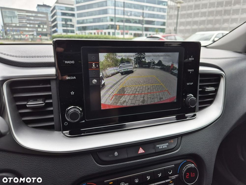 Kia Ceed 1.5 T-GDI M DCT - 30