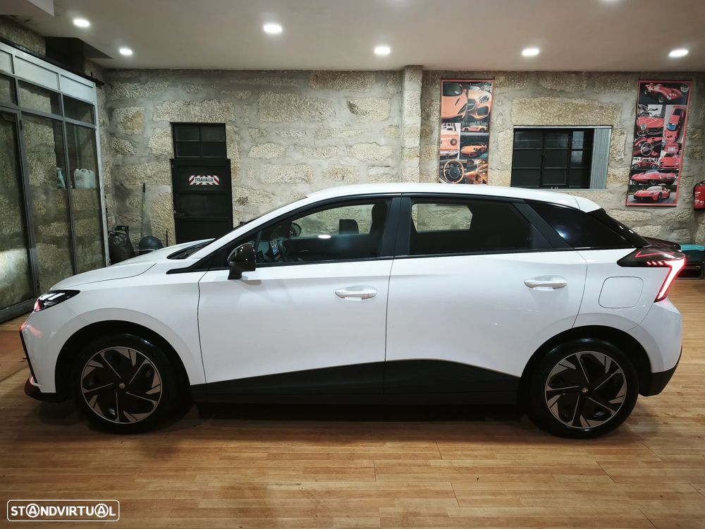 MG MG4 51 kWh Standard - 8