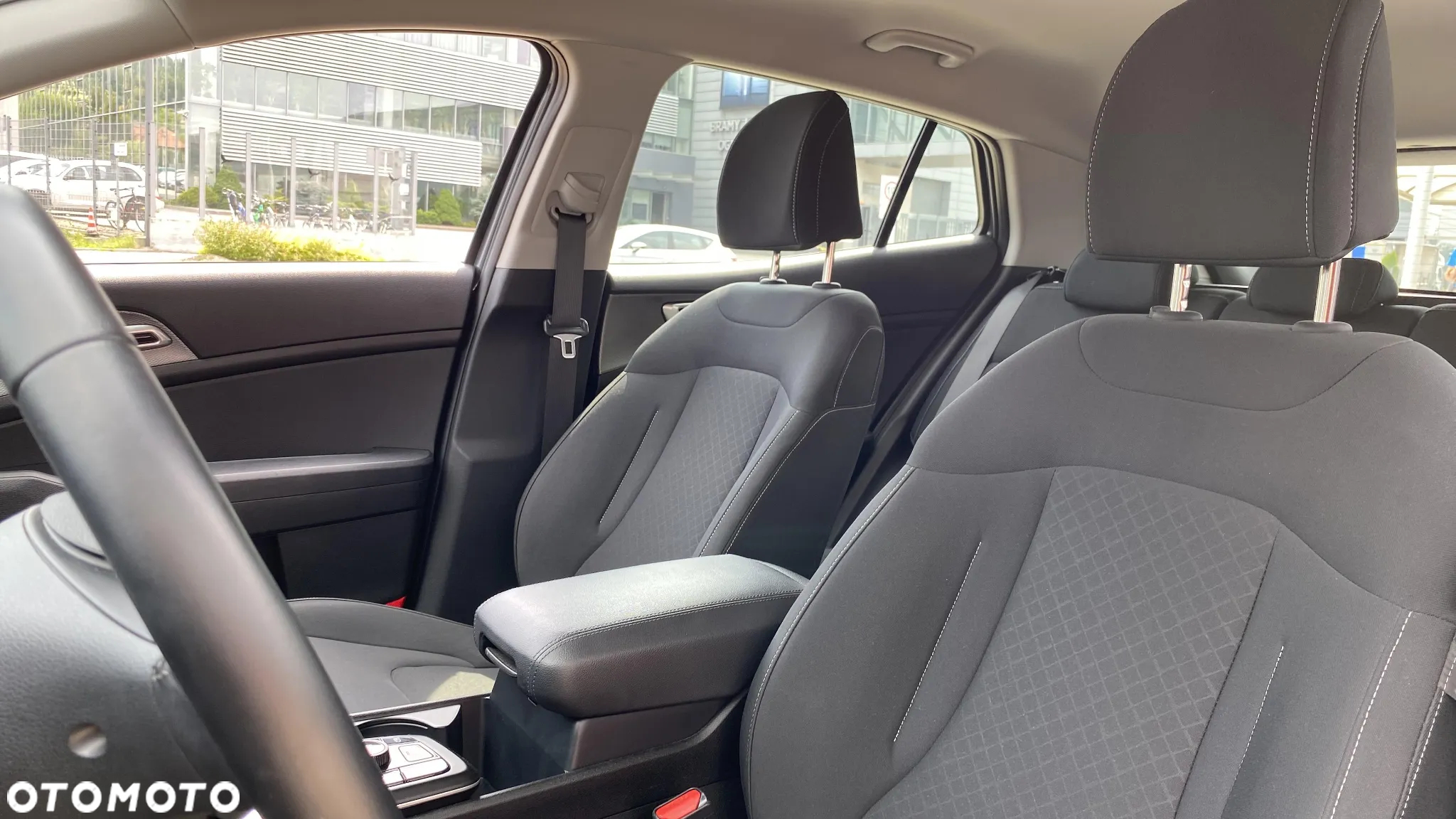 Kia Sportage 1.6 T-GDI MHEV M 2WD DCT - 11