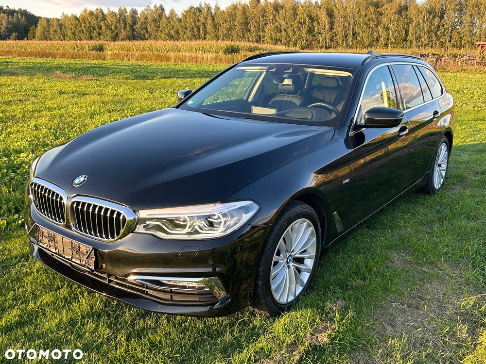 BMW Seria 5 520d Touring Luxury Line - 1