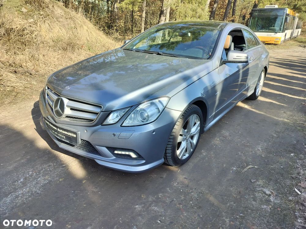 Mercedes-Benz Klasa E 350 CDI DPF BlueEFFICIENCY 7G-TRONIC Elegance - 1