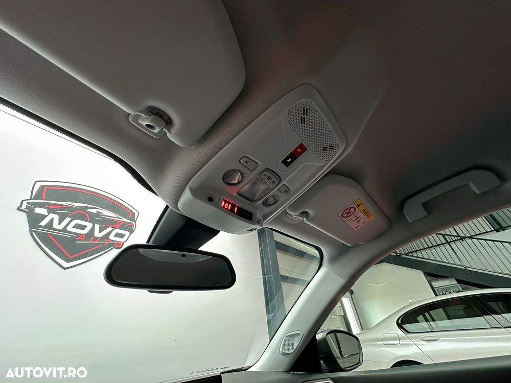 Peugeot 2008 1.2 PureTech Turbo S&S Allure - 34