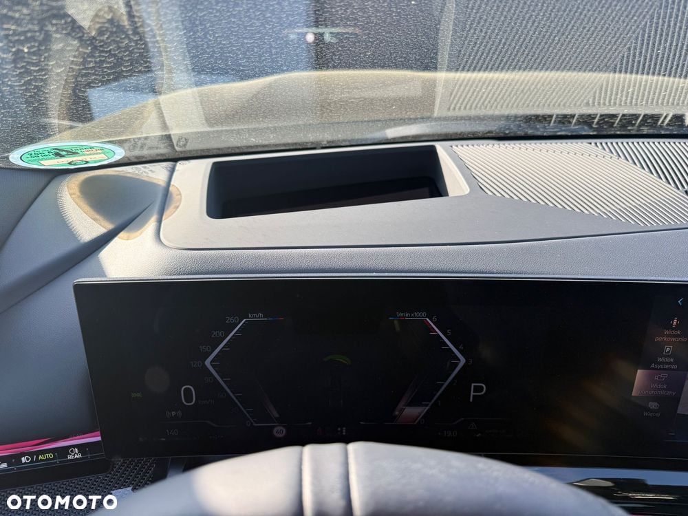 BMW Seria 5 520d - 39