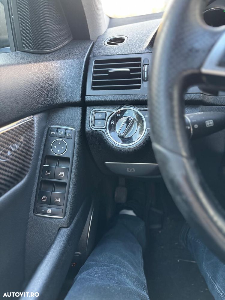 Mercedes-Benz C - 10