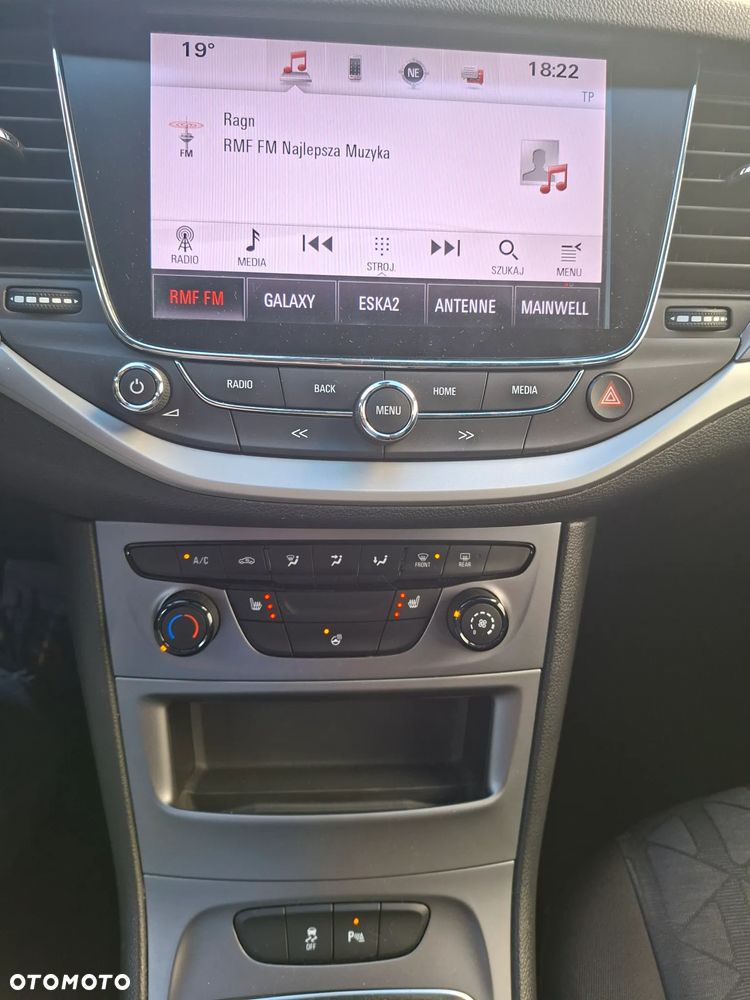 Opel Astra - 18