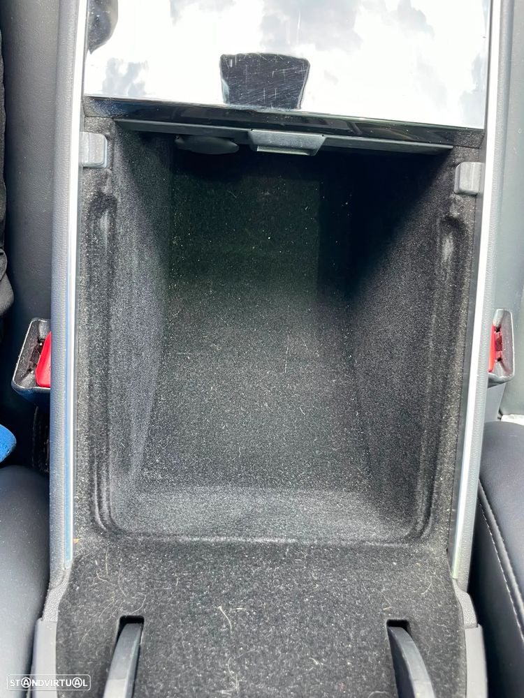 Tesla Model 3 Long Range Tração Integral - 31