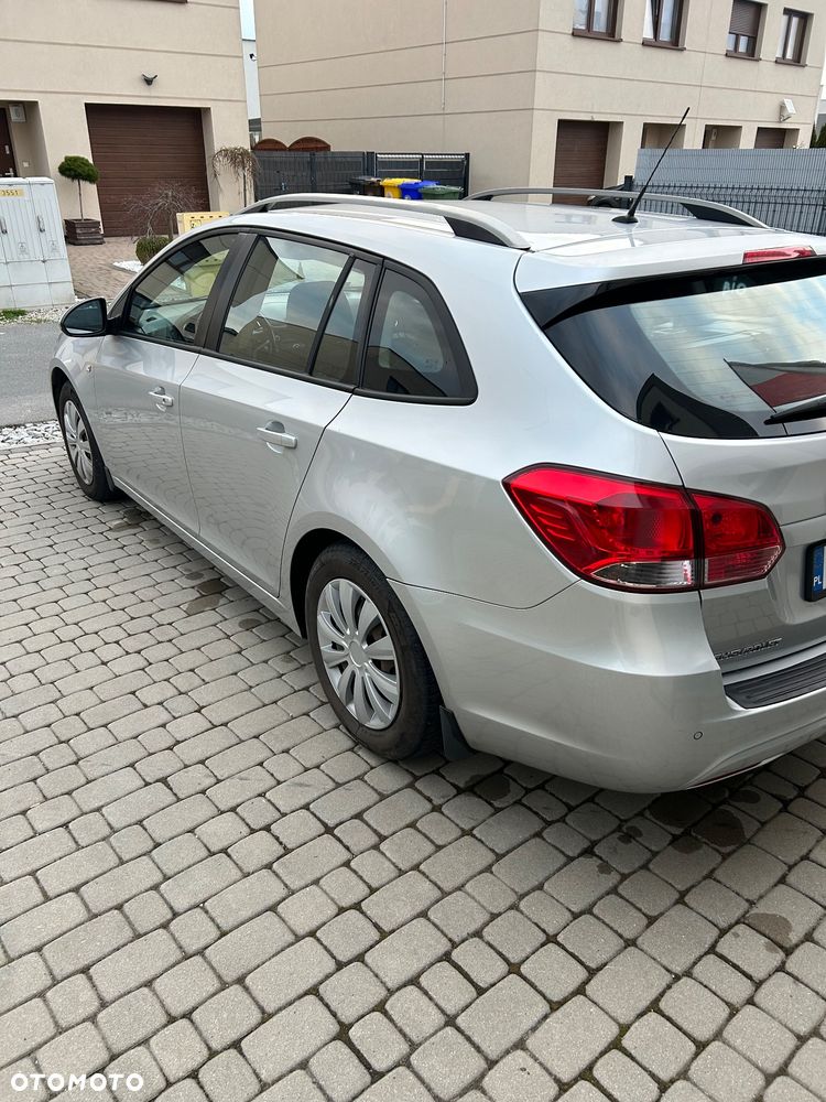 Chevrolet Cruze 1.6 LT - 3