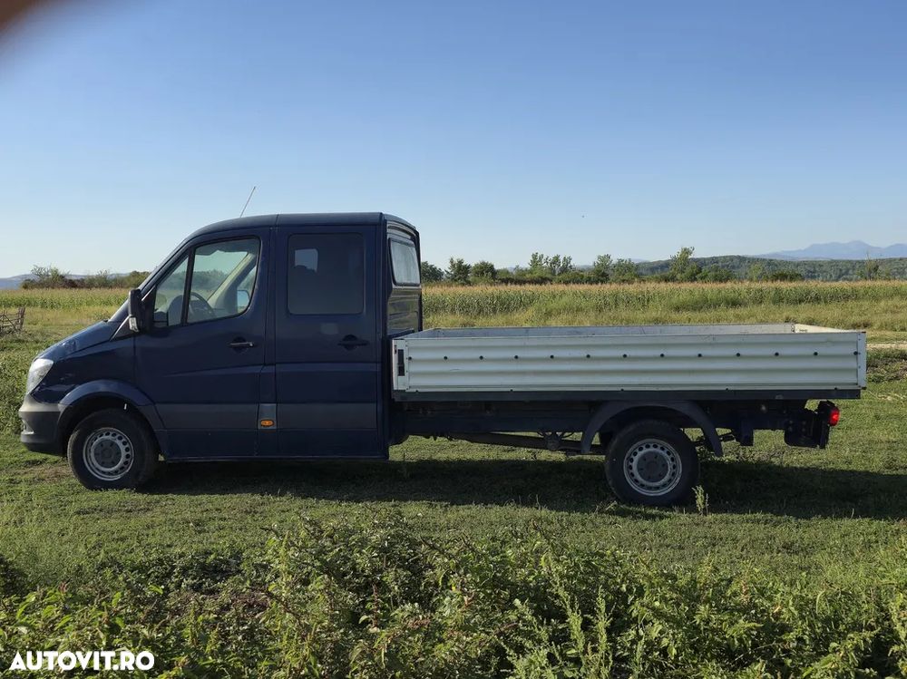 Mercedes-Benz Sprinter - 12