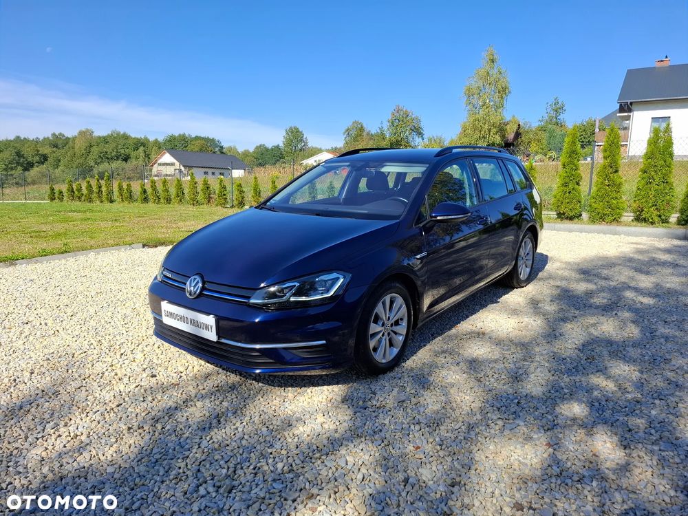 Volkswagen Golf 1.5 TSI BMT Comfortline - 1