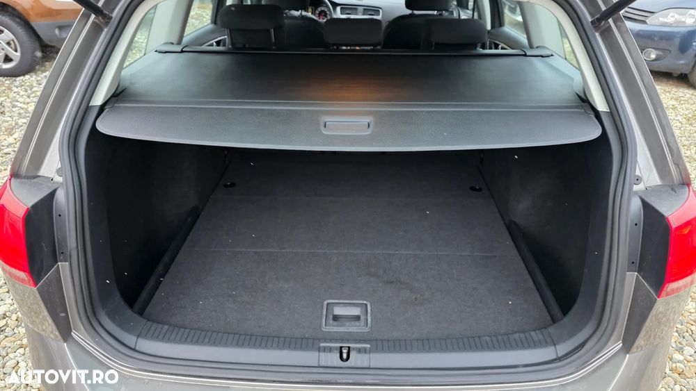 Volkswagen Golf 1.6 TDI (BlueMotion Technology) Trendline - 12