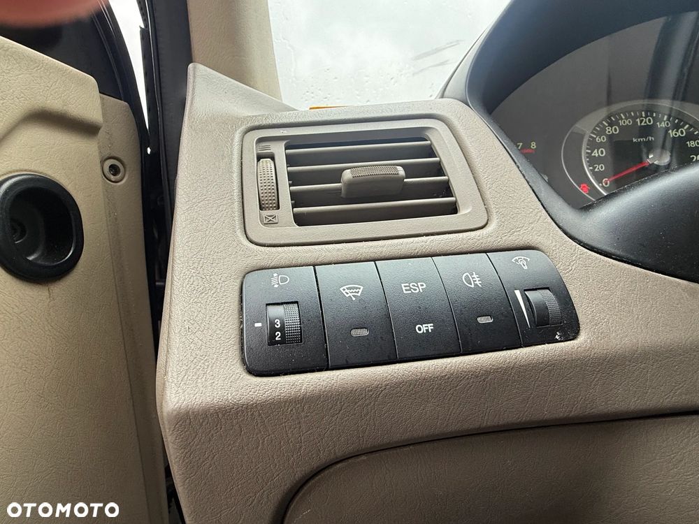 Hyundai Tucson 2.0 2WD GLS - 12