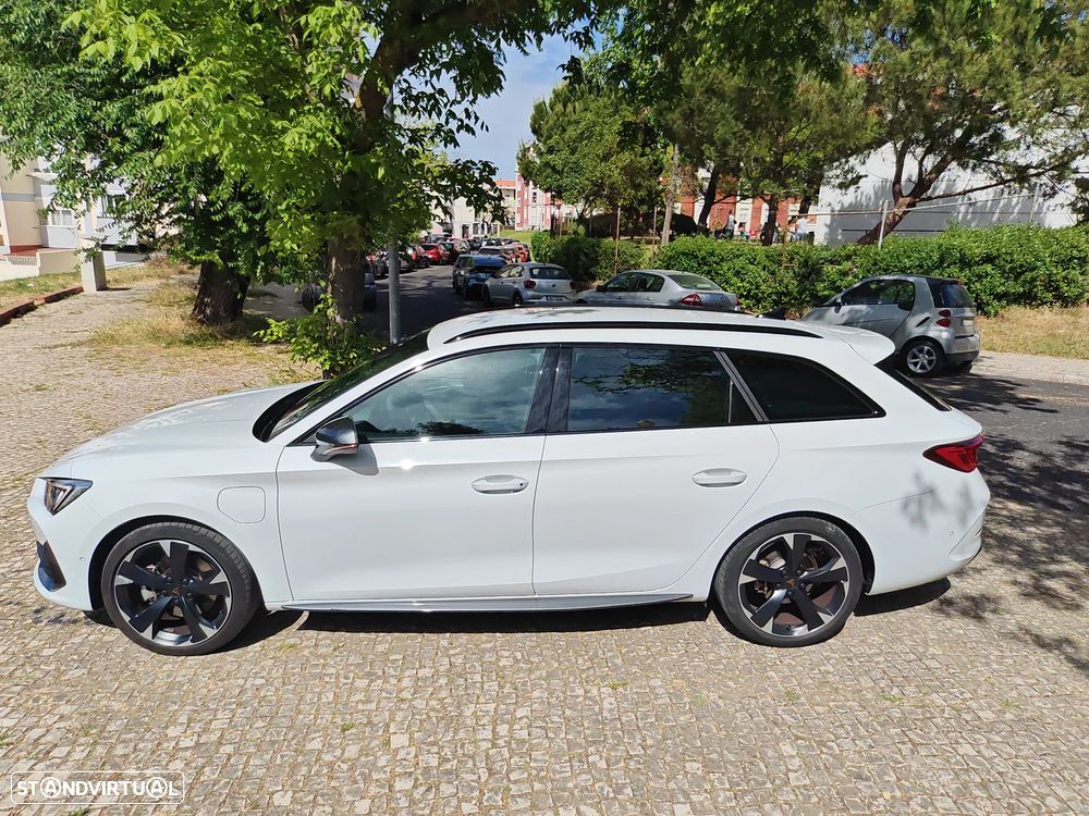 Cupra Leon ST 1.4 e-Hybrid MID DSG - 2