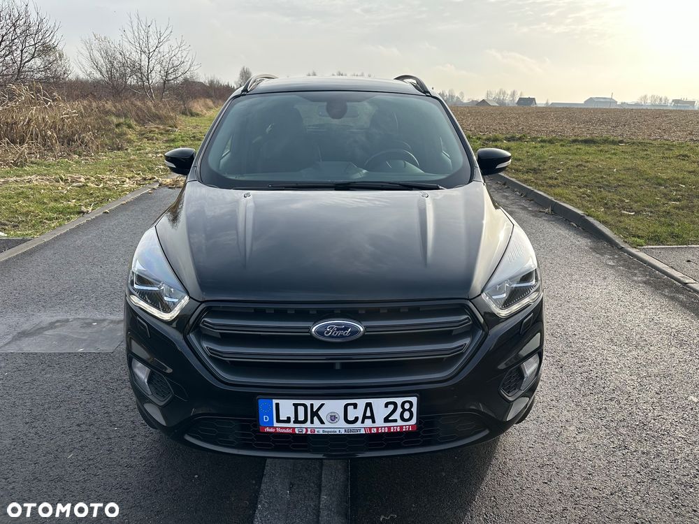 Ford Kuga 1.5 EcoBoost 2x4 ST-Line - 3
