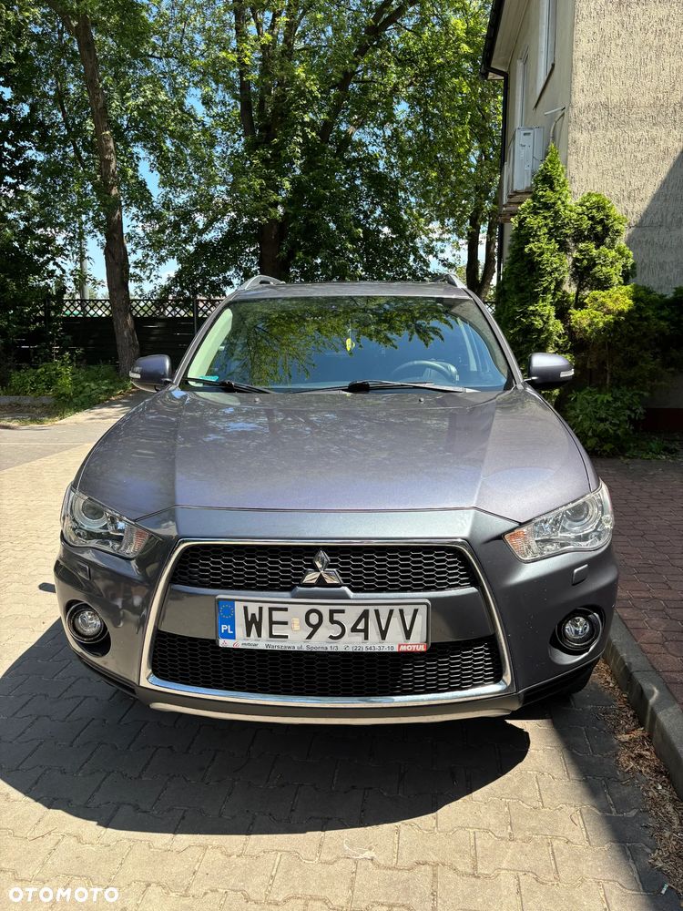 Mitsubishi Outlander 2.0 DID Intense + - 7