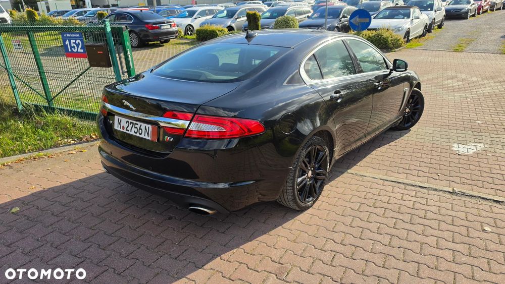 Jaguar Xf 2013 photo 3