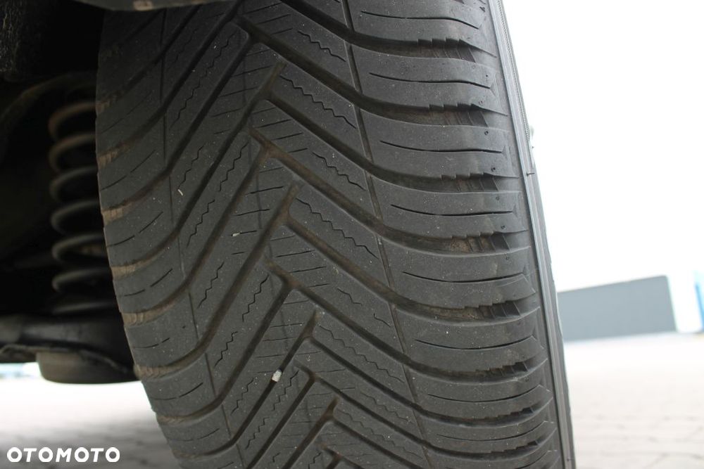 Ford Kuga 2.0 TDCi 4x4 Individual - 16