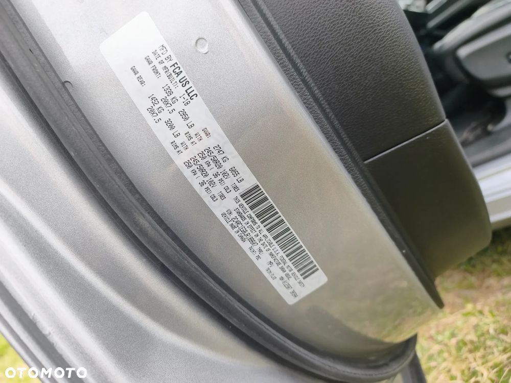 Chrysler Pacifica - 38