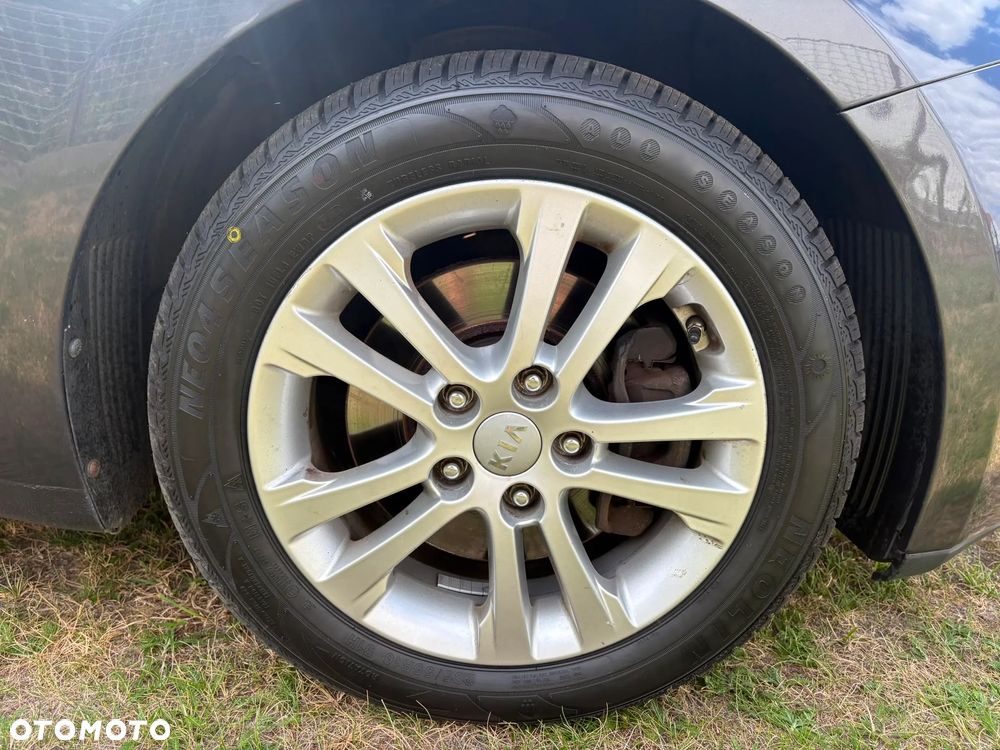 Kia Ceed 1.6 CRDi 128 Vision - 21