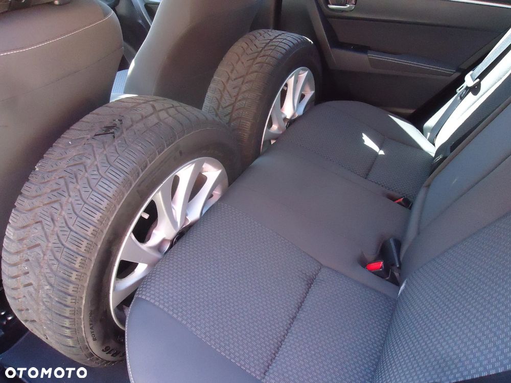 Toyota Corolla 1.6 Comfort - 12