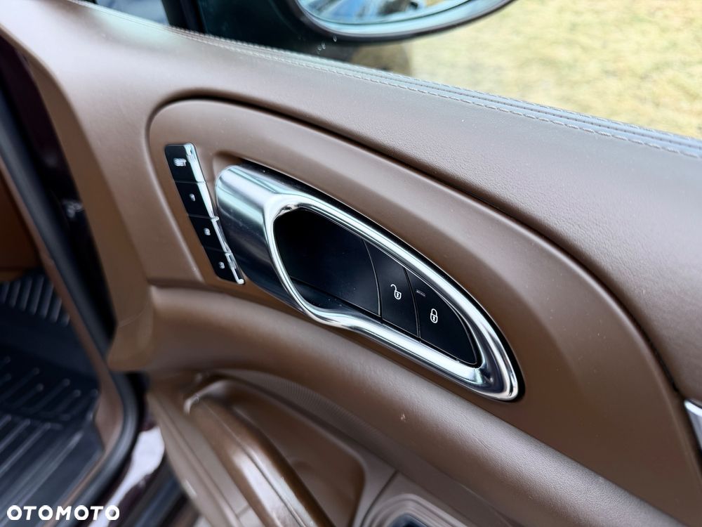 Porsche Cayenne Diesel Platinum Edition - 28