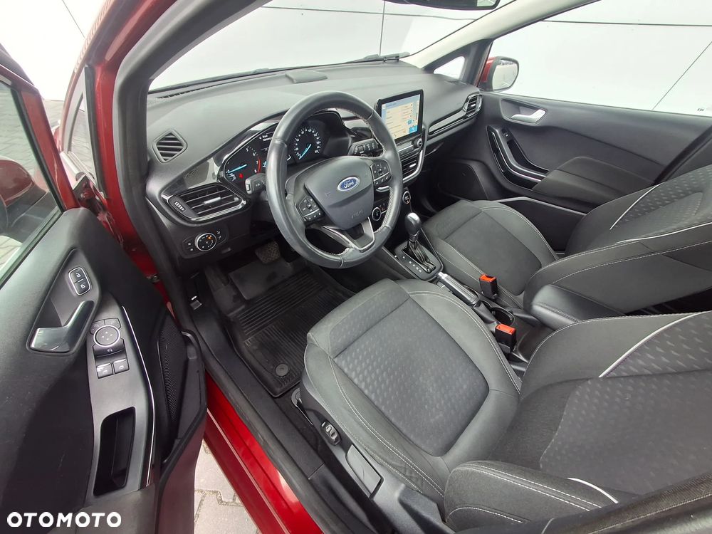 Ford Fiesta 1.0 EcoBoost S&S TITANIUM - 16
