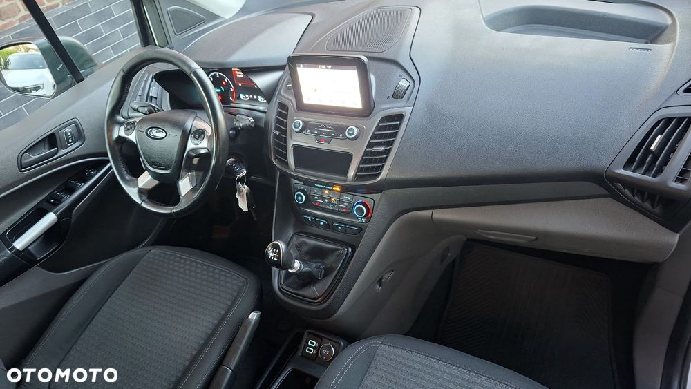Ford Transit Connect - 9