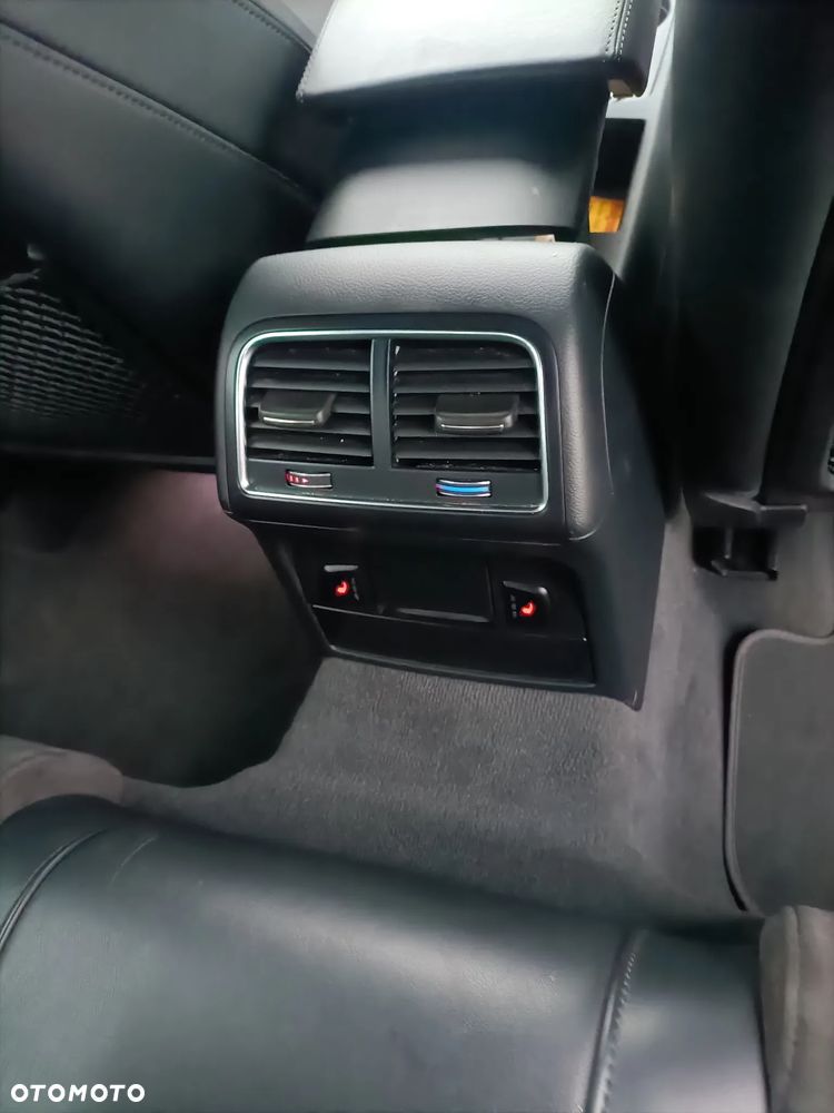 Audi A4 Limousine - 7
