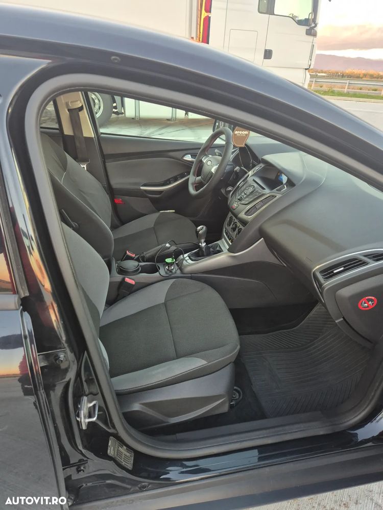 Ford Focus 1.6 EcoBoost Start-Stopp-System SYNC Edition - 13