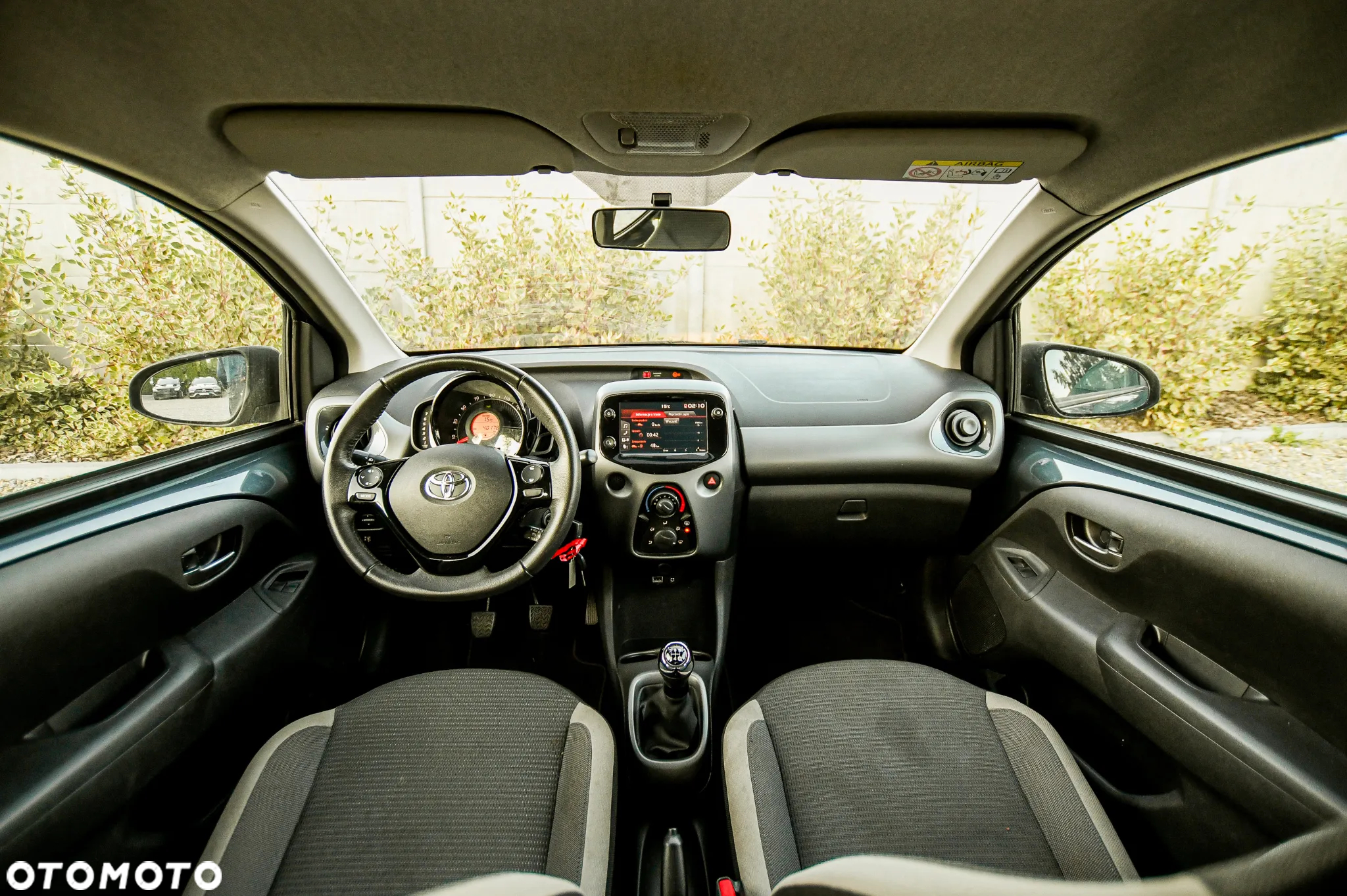 Toyota Aygo x - 22
