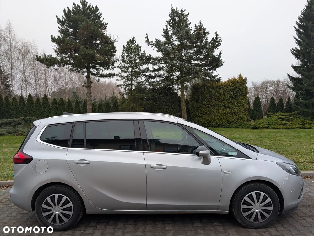 Opel Zafira 1.4 T Cosmo EU6 - 2