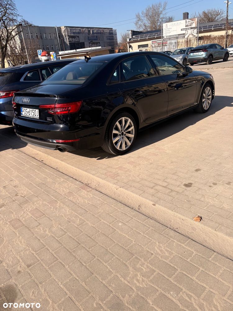 Audi A4 Limousine - 4