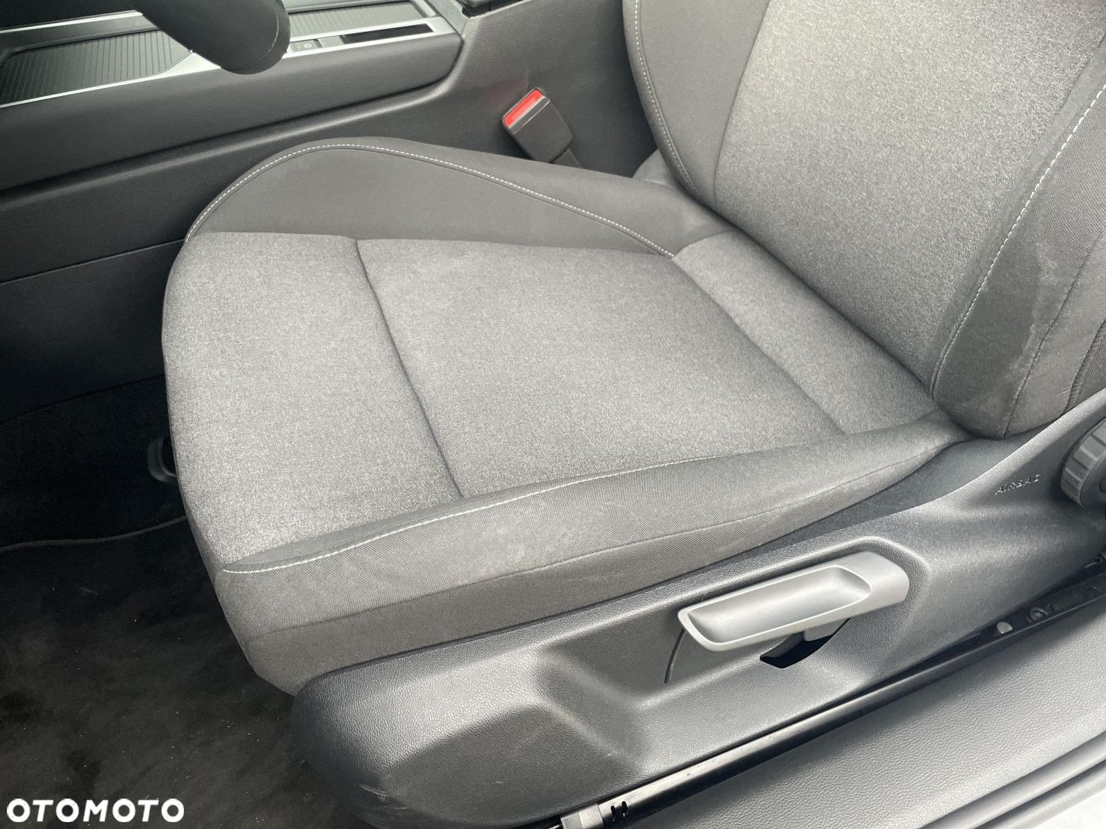 Volkswagen Passat - 14