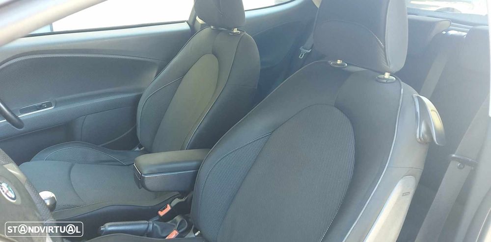 Alfa Romeo MiTo 1.6 JTDM - 9