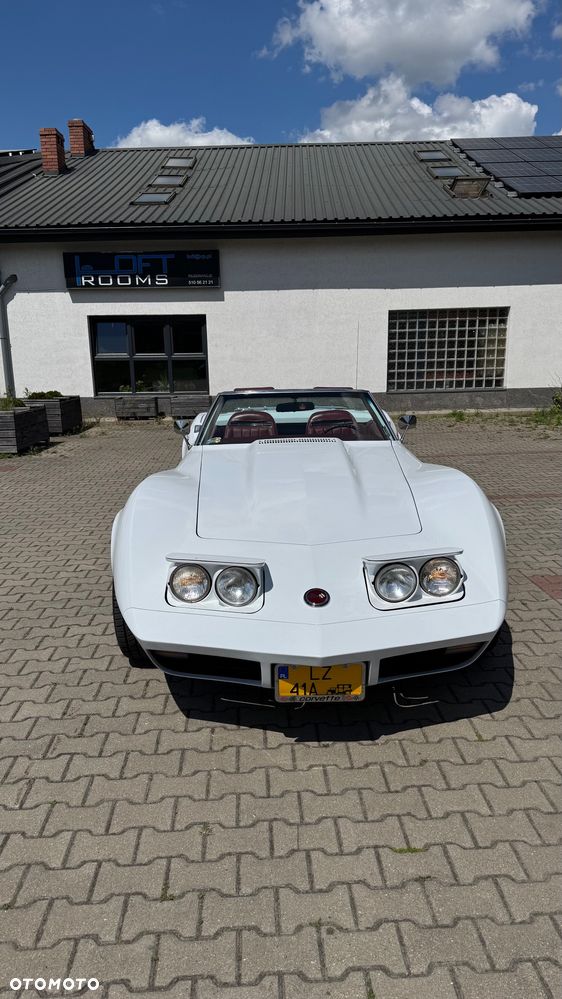 Chevrolet Corvette - 21